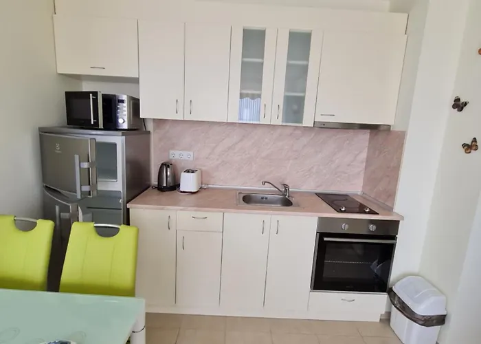 In A With 9 Pools Apartament *