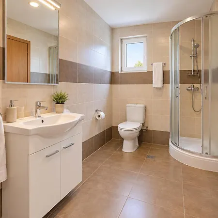 Apartman In A With 9 Pools